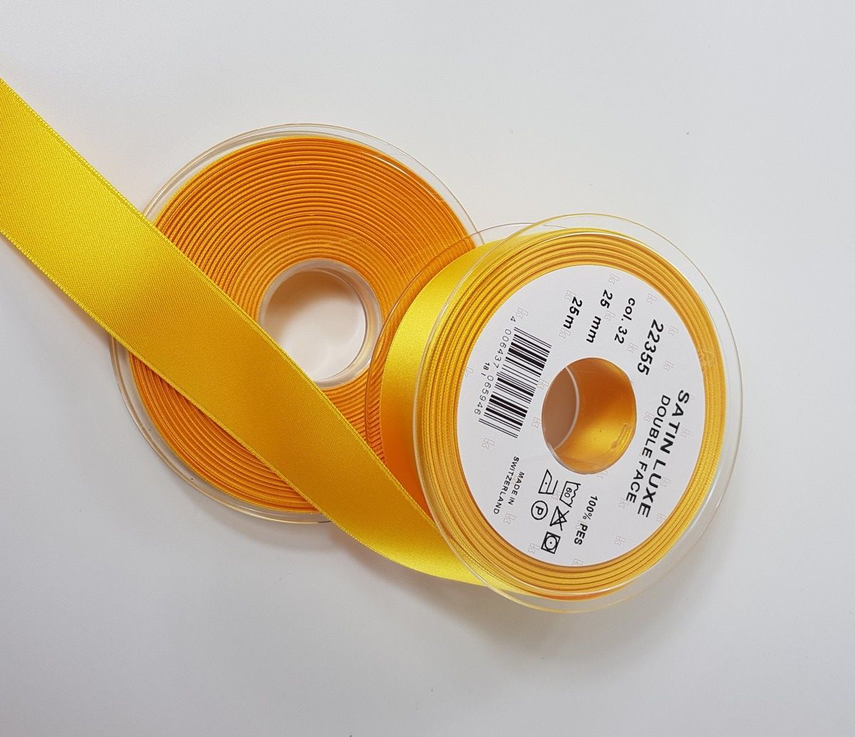 Satin ribbon Double Face; col. 032 mais 100 % PES Satin ribbon Double Face; col. 032 mais 100 % PES