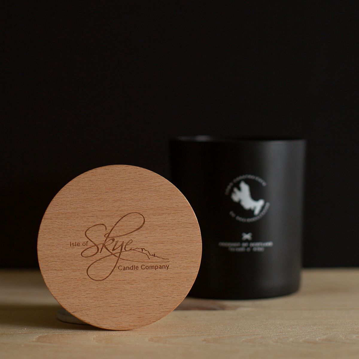 Skye Candle Large Tumbler Candle 45h burn time with Wooden Branded lid, 100% vegan