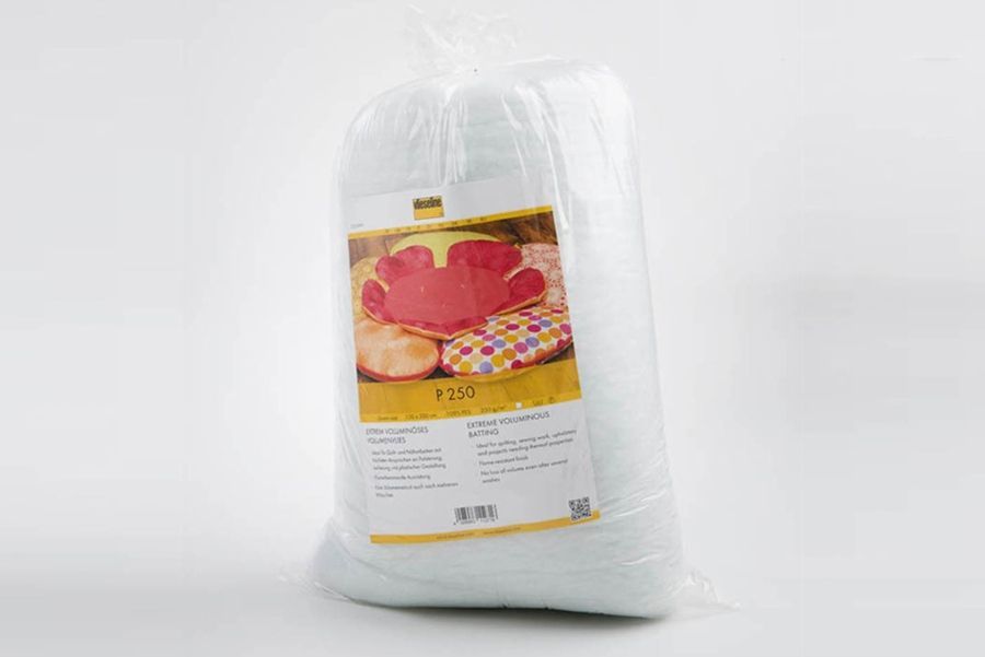 Volume fleece P120 1,5x25m  100% PES Volume fleece P120 1,5x25m  100% PES