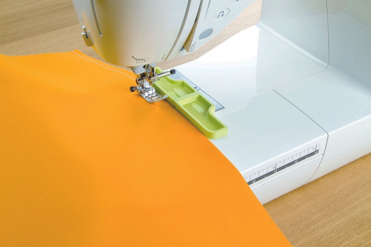 Clover MFG Co.Ltd.-Clover Stichführung hellgelb mit Positionierungsschablone_24-9584_