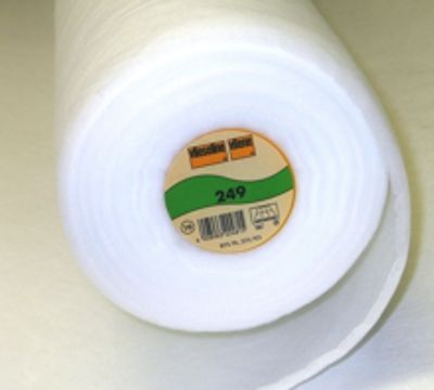 Vlieseline 249 white 1,5 x 25m 100% PES, 1,64 x 27,3yd Vlieseline 249 white 1,5 x 25m 100% PES, 1,64 x 27,3yd