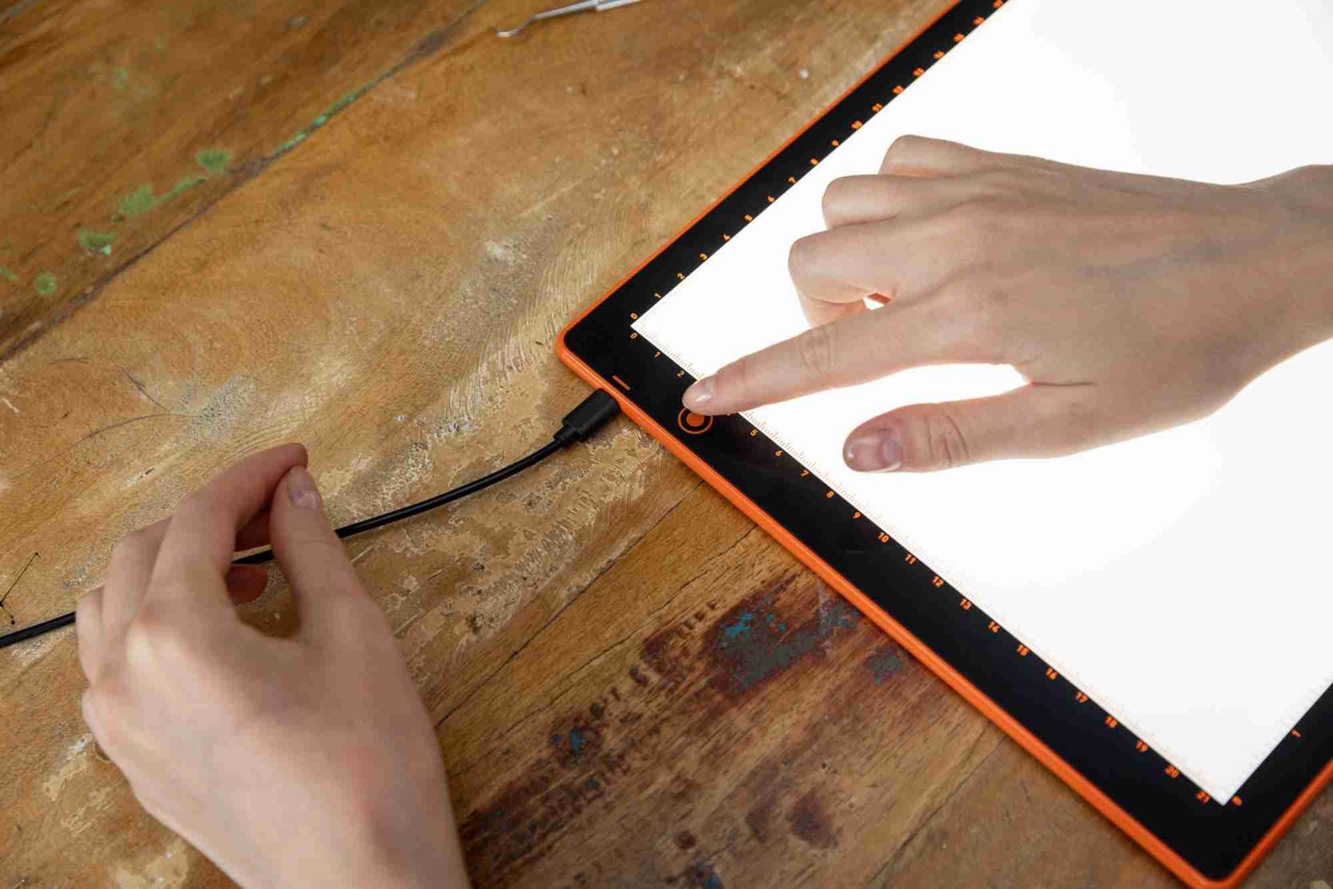 The Daylight Company-Daylight Wafer 2 Light Pad (A3) Leuchtpad 12W_15-E35152_