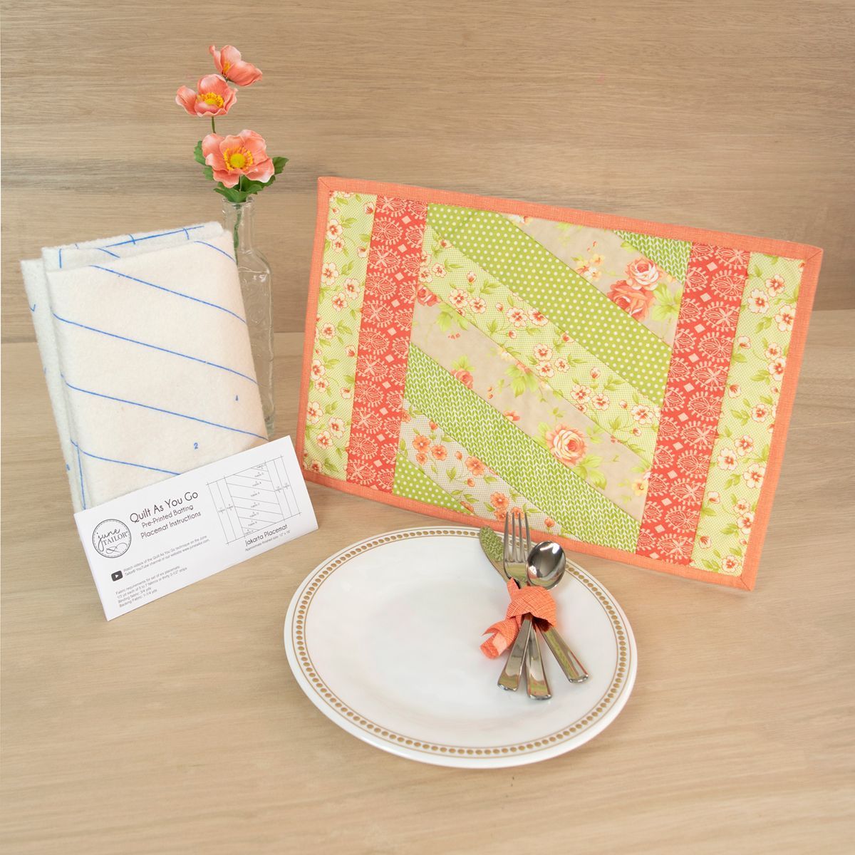 June Tailor Jakarta Tischsets 6er Pack Nähset, fertige Größen ca. 45 x 33 cm June Tailor Jakarta Tischsets 6er Pack Nähset, fertige Größen ca. 45 x 33 cm