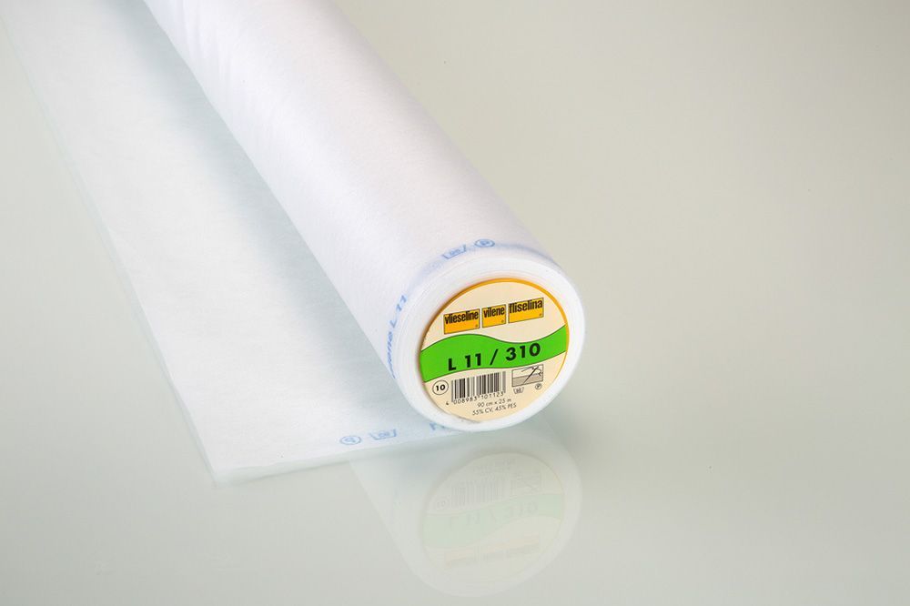 Sew-In Interlining L11 white 0,9 x 25m 55% CV, 45% PES, 0,98 x 27,3yd Sew-In Interlining L11 white 0,9 x 25m 55% CV, 45% PES, 0,98 x 27,3yd