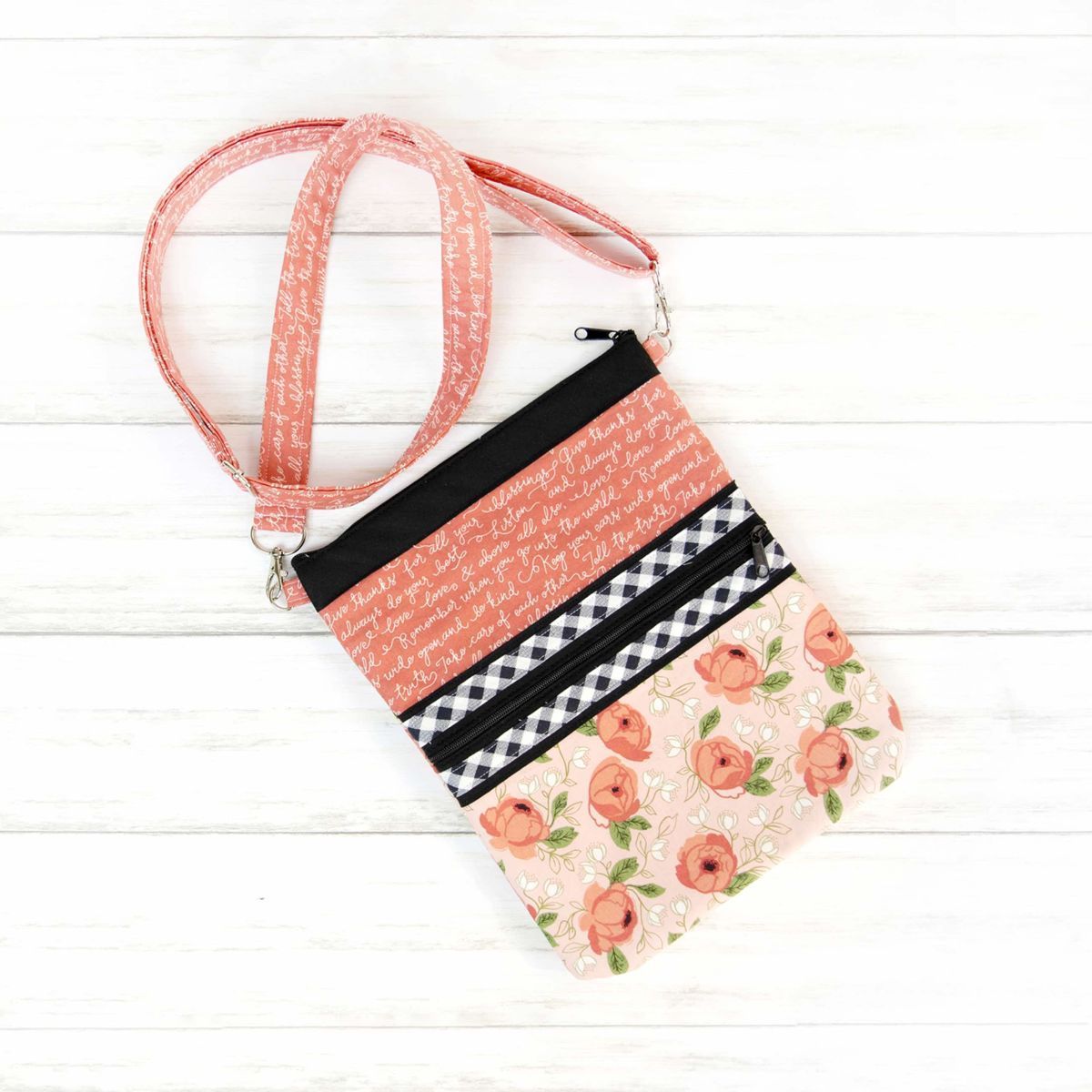June Tailor Zippity-Do-Done Caitlyn Umhängetasche Nähset June Tailor Zippity-Do-Done Caitlyn Umhängetasche Nähset