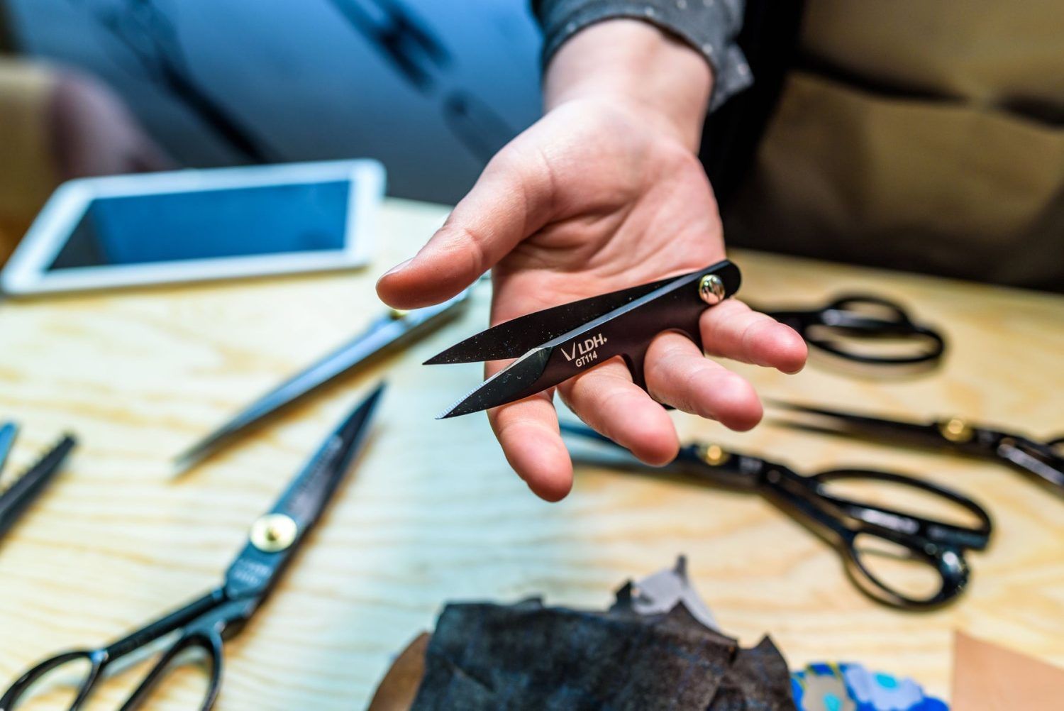 LDH Scissors INC.-LDH Fadenschere Midnight Edition_920-1003_