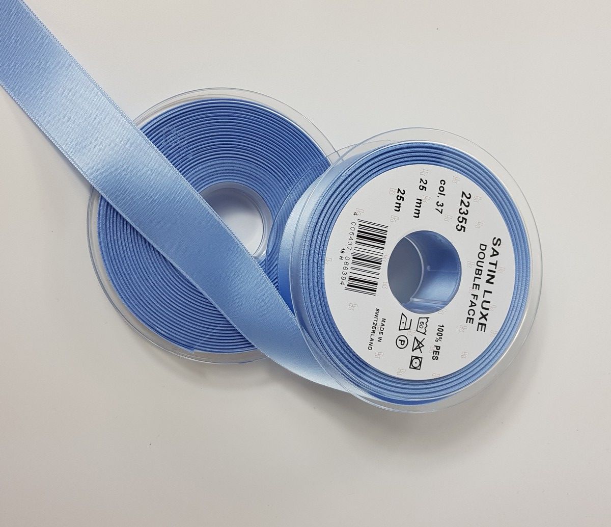 Satin ribbon Double Face; col. 037 ciel 100 % PES Satin ribbon Double Face; col. 037 ciel 100 % PES