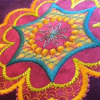 Sarah Vedeler Designs-GO! Be Dazzled Stickmuster CD_28-55963_