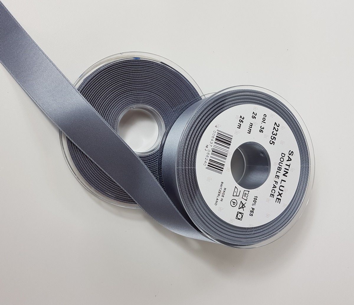 Satin ribbon Double Face; col. 036 grey 100 % PES Satin ribbon Double Face; col. 036 grey 100 % PES